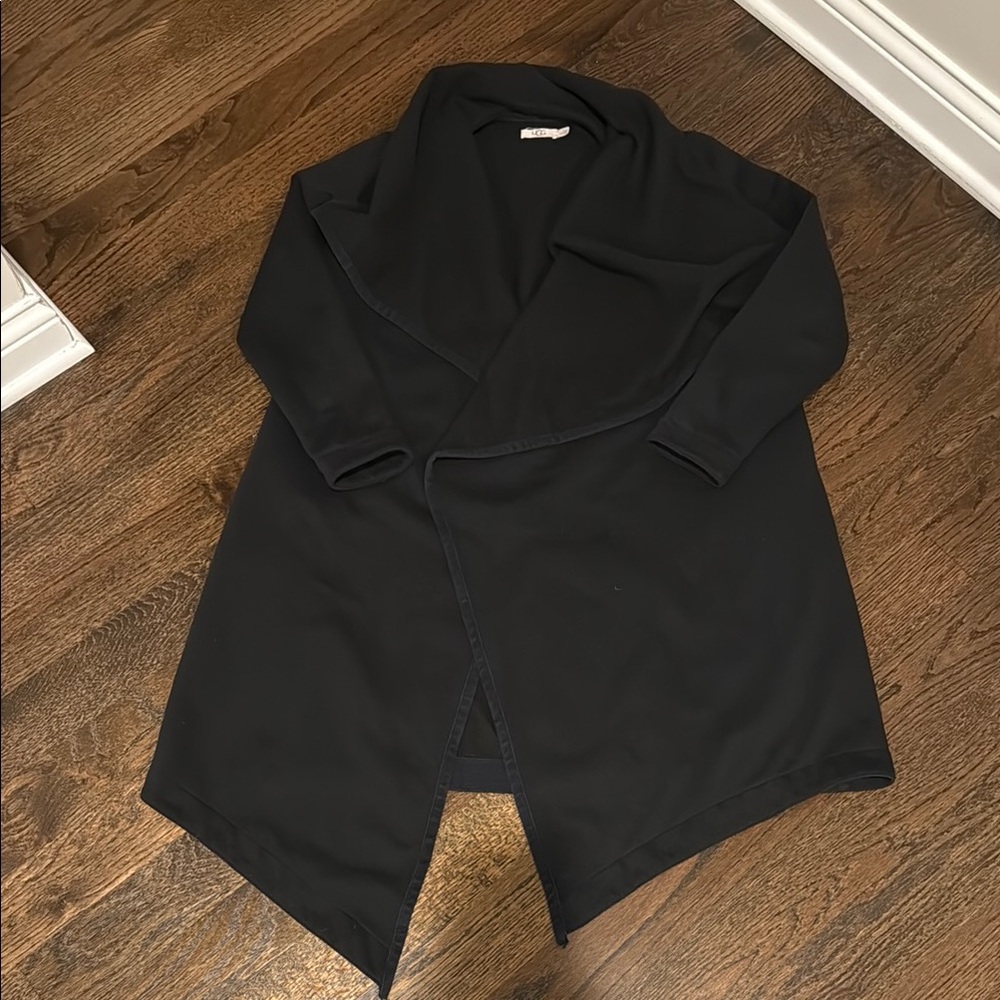 Ugg sweatshirt wrap